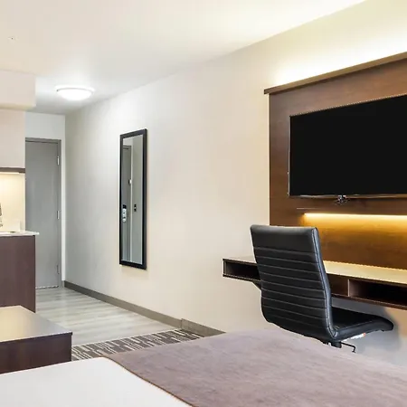 Microtel Inn & Suites By Wyndham Mont Tremblant-3