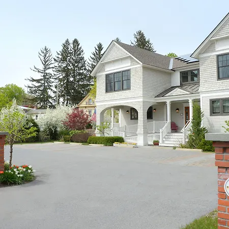 The Springwater Bed And Breakfast-3