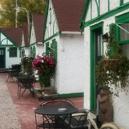 Chalet Motel-3