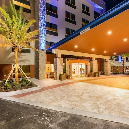 Holiday Inn Express & Suites Jacksonville - Town Center By Ihg-3