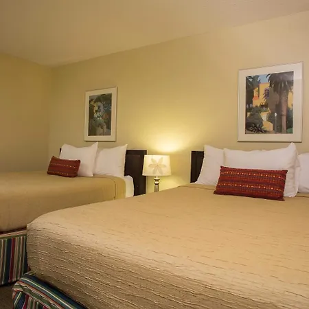 Seaside Resort By Capital Vacations-3