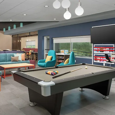 Hampton Inn & Suites Charlotte Airport Lake Pointe-3