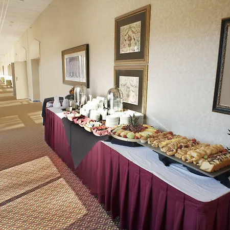 Clarion Hotel & Suites - Convention Center Fredericksburg-3