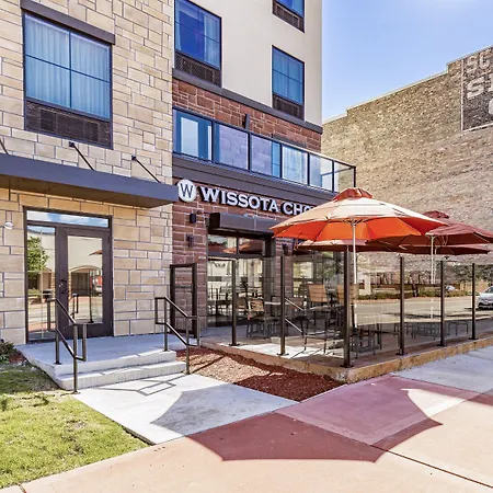 Cobblestone Hotel & Suites-2