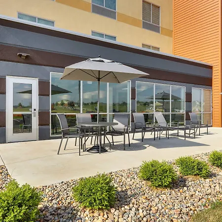Fairfield Inn & Suites Warsaw-2