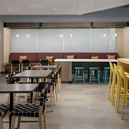 Tru By Hilton Miami West Brickell-2