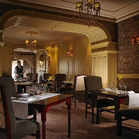 Buswells Hotel-3