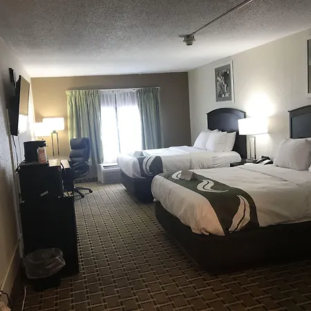 Quality Inn Vincennes-3