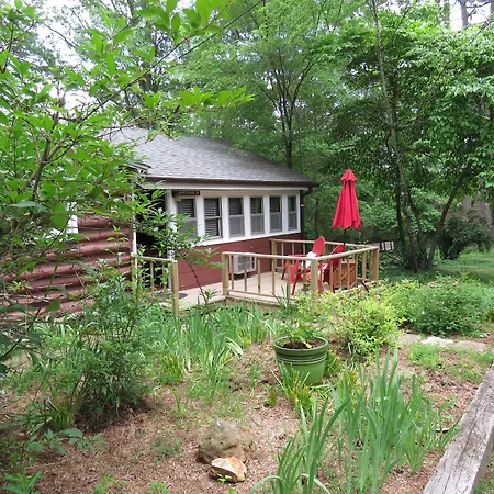 Tall Pines Inn-3