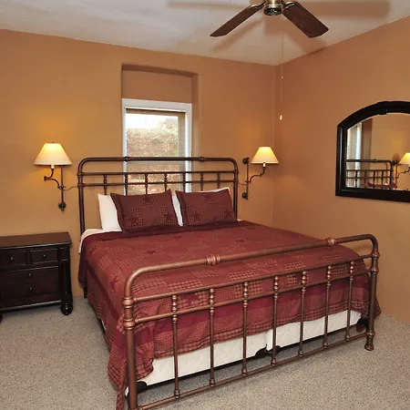 Schmitz Bed & Breakfast-3