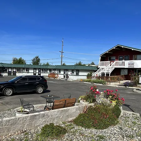 Great House Motel-2