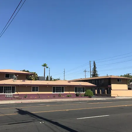 Economy Inn-2