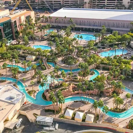 Stripviewsuites At Signature-2