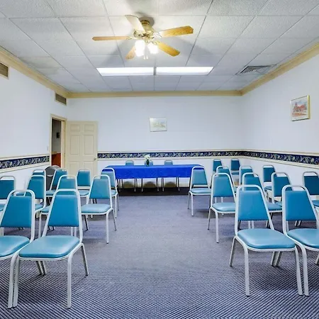 Oyo Hotel Tyler Lindale-2