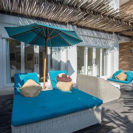 The Green Room Seminyak-2
