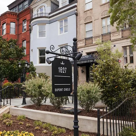 Dupont Circle Embassy Inn By Found-3