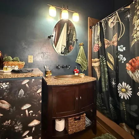 The 1883 Peabody House Bed & Breakfast-2