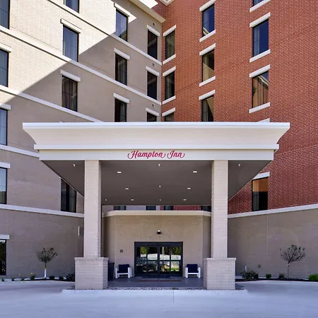 Hampton Inn Cedar Falls Downtown, Ia-3