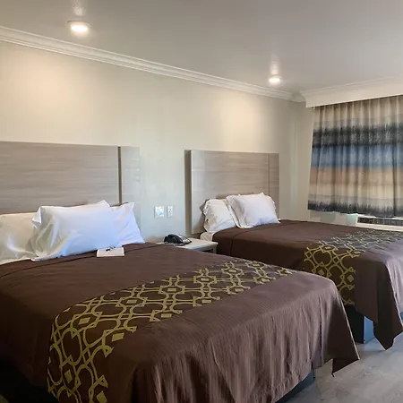 Mojave Inn-3