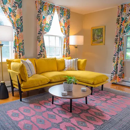 Sally Webster Inn-3