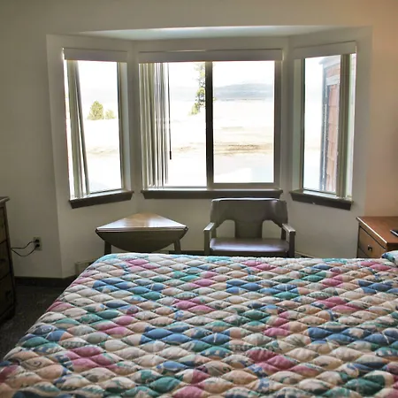 Getaways At Timbers At Island Park Village-2