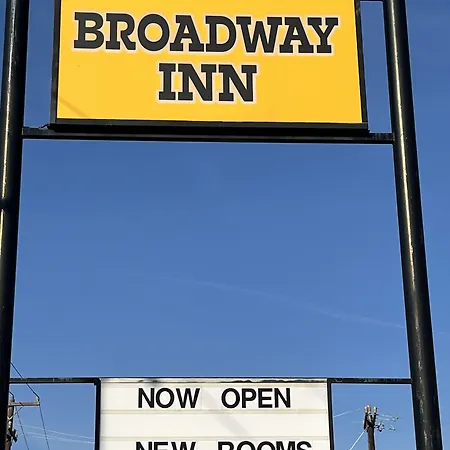 Broadway Inn Motel-3