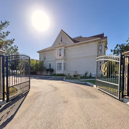 Chateau Coralini-2