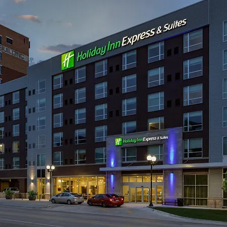 Holiday Inn Express & Suites - Lincoln Downtown By Ihg-3