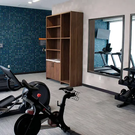 La Quinta Inn & Suites By Wyndham Manchester - Arnold Afb-3