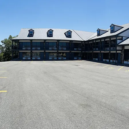 Days Inn By Wyndham Branson Ozarks-2
