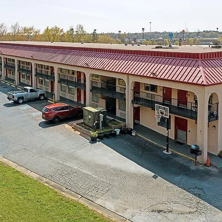 Regency Inn & Suites-2