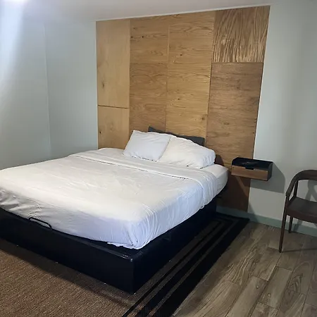 Inn On 17-3