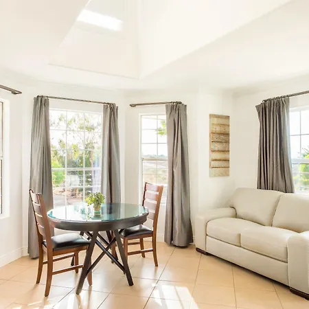 Villa Inn- Adult Only- Temecula Wine Country-3