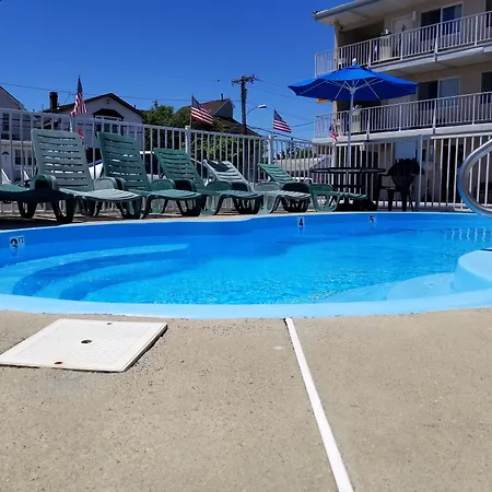 Bay Breeze Motel-3