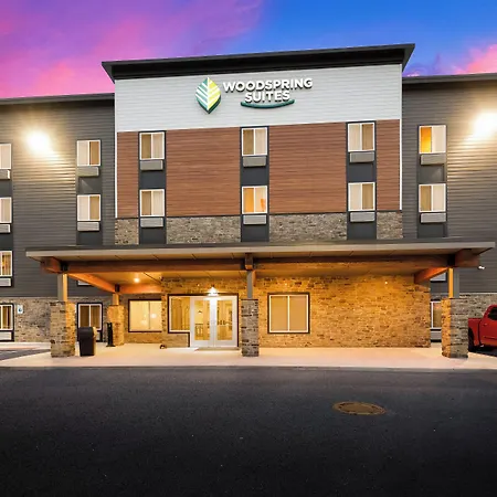 Woodspring Suites Dearborn Detroit-3