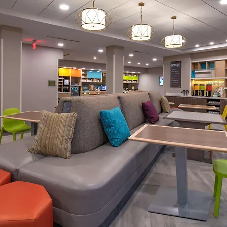 Tru By Hilton Omaha I 80 At 72Nd Street, Ne-3