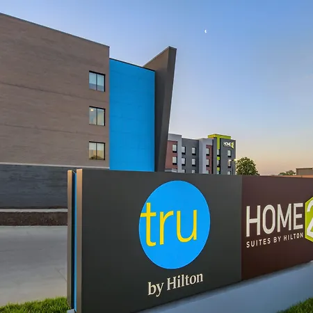 Tru By Hilton Omaha I 80 At 72Nd Street, Ne-2