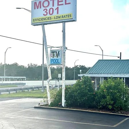 Motel 301-2