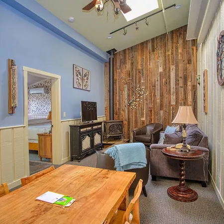 Country Willows Inn (Adults Only)-2