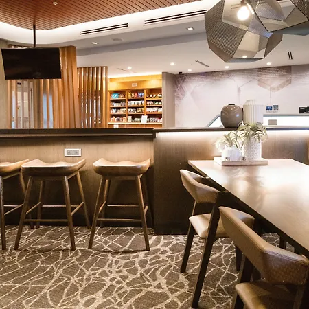 Springhill Suites By Marriott Kenosha-3
