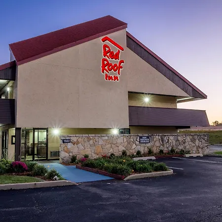 Travelodge By Wyndham Peoria-2