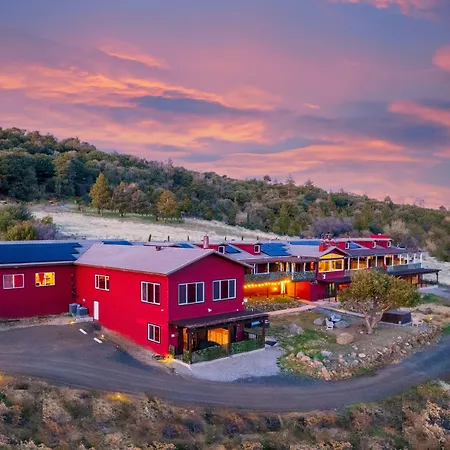 Quiet Mind Mountain Lodge, Retreat & Spa-2