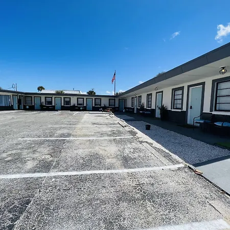 1915 Beach Club-3