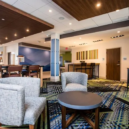 Holiday Inn Express & Suites Rehoboth Beach By Ihg-3