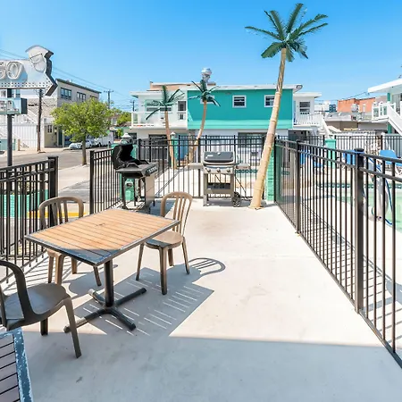 Mango Motel Wildwood Beach & Boardwalk-3