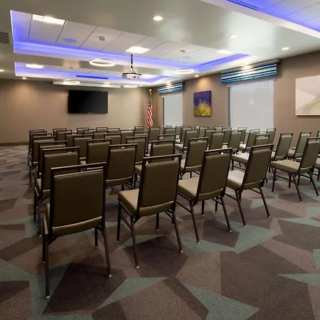 Hampton Inn & Suites Gilroy, Ca-2
