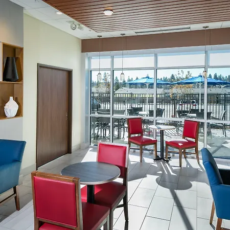 Holiday Inn Express & Suites - Bend South By Ihg-3