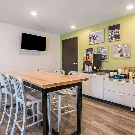 Woodspring Suites Doral Miami Airport-3
