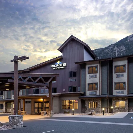 Microtel Inn & Suites By Wyndham Georgetown Lake-3