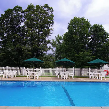 Blackberry River Inn-2